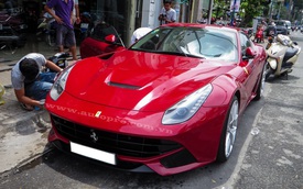 Bản độ Ferrari F12 Berlinetta độc nhất Việt Nam rao bán gần 17 tỷ Đồng