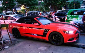 Bắt gặp Ford Mustang mui trần 2016 "lên đời" bản giới hạn tại Sài thành