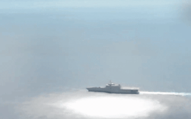 Hải quân Mỹ dùng 13,5 tấn thuốc nổ để thử nghiệm tàu chiến