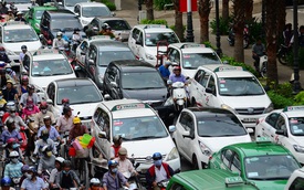 Tiến sĩ Huỳnh Thế Du: Muốn giảm ùn tắc Sài Gòn, phải hạn chế ô tô, không phải xe máy