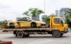 Sài Gòn: Lamborghini Aventador LP700-4 23 tỷ Đồng bất ngờ "ngưng thở" trên phố