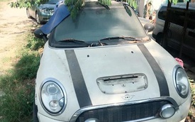 Mini Cooper bị bỏ rơi tại Hà Nội