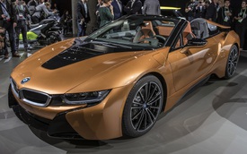 BMW i8 Roadster chính thức trình làng, bổ sung thêm sức mạnh