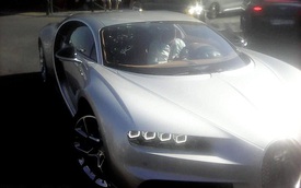 "Mr. Chọc ngoáy" Jeremy Clarkson lái siêu xe Bugatti Chiron đưa bạn gái đi chơi
