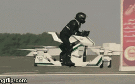 Chán siêu xe, cảnh sát Dubai tậu hẳn mô tô bay làm xe tuần tra