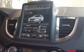 Honda CR-V cũ được tân trang với "màn hình Tesla"