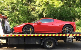 Ferrari 458 Spider sập ổ gà, chủ xe được đền 282 triệu Đồng