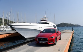 Tiếp bước Aston Martin, Infinity giới thiệu du thuyền của riêng mình