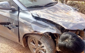 Bắc Giang: Hyundai Elantra "đập hộp" gặp nạn trên đường từ đại lý về nhà