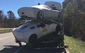3 chiếc xe thể thao Chevrolet Corvette mới xuất xưởng đã bị hỏng nặng
