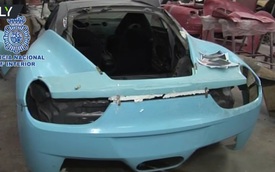 3 người bị bắt giữ vì sản xuất siêu xe Ferrari và Lamborghini "nhái" để bán