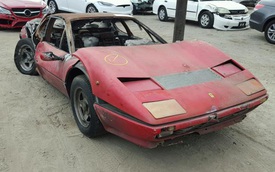 Siêu xe Ferrari cháy rụi vẫn có giá gần 40.000 USD
