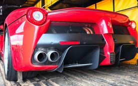 Siêu xe Ferrari LaFerrari nhập lậu bị lực lượng chức năng tịch thu