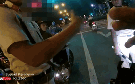 Chạy trốn bất thành, biker "bắn" tiếng Anh để "thoát" cảnh sát giao thông