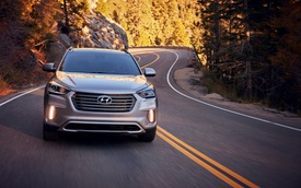 Hyundai giới thiệu Santa Fe 2018 với những thay đổi nhẹ nhàng