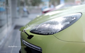 Porsche Cayenne tự rửa đèn pha như thế nào?