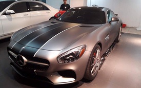Cường "Đô-la" thay áo cho siêu xe Mercedes-AMG GT S mới tậu