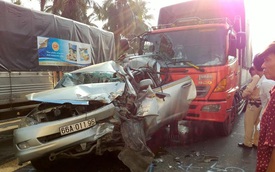 Tiền Giang: Tai nạn liên hoàn trên quốc lộ 1A, Toyota Innova bẹp dúm