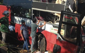 Xe khách Phương Trang đối đầu xe Thành Bưởi: 2 nạn nhân tử vong, nhiều người khác nguy kịch