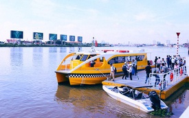 Cận cảnh tuyến buýt đường sông với nội thất hiện đại lần đầu tiên chạy thử nghiệm ở Sài Gòn