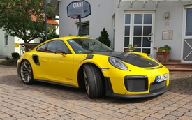 Bắt gặp "vua tốc độ" mới trong gia đình Porsche 911 lăn bánh trên phố
