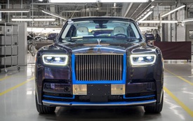 Rolls-Royce Phantom 2018 đầu tiên được đem đấu giá