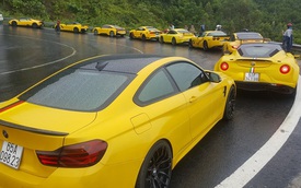 Hàng chục siêu xe và xe thể thao độ "khủng" vượt đèo Hải Vân trong cơn mưa lớn