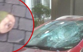 Hà Nội: Vỏ dừa từ trên chung cư rơi xuống khiến một ô tô vỡ tan kính trước