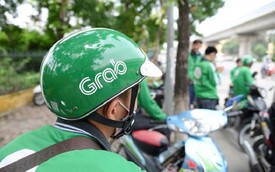 Nam tài xế GrabBike không biết đang vận chuyển thùng hàng có 39 bánh heroin