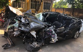 Hình ảnh xe Mazda3 nát bét sau tai nạn trên cao tốc Hạ Long - Hải Phòng gây ám ảnh