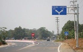 Ảnh: Tuyến đường BOT nghìn tỷ đồng cắt núi nối Hà Nội - Hòa Bình trước ngày thông xe