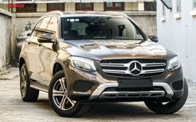 Đại gia Hà thành bỏ gần 300 triệu chỉ để trải nghiệm Mercedes-Benz GLC màu hiếm