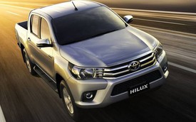 Toyota tặng xe Hilux cho nhiều đơn vị bảo tồn thiên nhiên