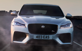 Jaguar F-PACE thêm bản hiệu suất cao SVR cho người mê tốc độ