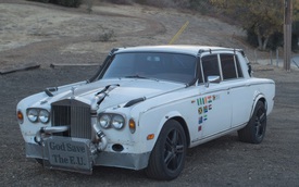 Xe siêu sang Rolls-Royce độ như xe phế liệu, dùng hộp số Ford, vành Porsche