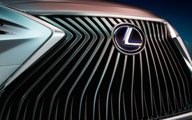 Lexus chính thức nhá hàng đối thủ của "Mẹc E"