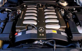 Mercedes-AMG chia tay động cơ V12