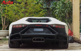 Bộ đôi Lamborghini Aventador độ khủng và Rolls-Royce Phantom chưa biển dạo chơi tại Hải Phòng