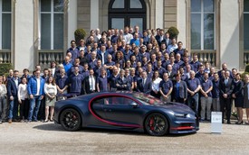 Đại gia mua Bugatti Chiron thứ 100, đắt bằng bản thường và Rolls-Royce Cullinan cộng lại