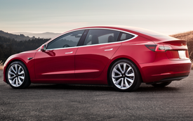 Gần 1/4 khách đặt trước Tesla Model 3 "bỏ của chạy lấy người"
