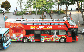 Sau một tuần lăn bánh, xe buýt mui trần giá vé 300 nghìn đồng/4 tiếng "đìu hiu" khách ở Hà Nội