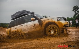 [Chùm ảnh] Đoàn Range Rover hàng chục tỷ đồng của Trung Nguyên thoả sức tắm bùn ở Đồng Mô trước khi rời Hà Nội