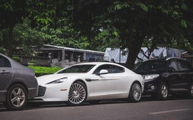Gặp lại "nữ hoàng" Aston Martin Rapide S dạo phố Hà Thành