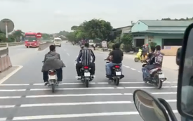 Thanh Hoá: 8 thanh niên đi 4 xe máy dàn hàng ngang thong dong giữa Quốc lộ không cho ai vượt