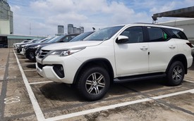Toyota Fortuner khan nguồn cung đầu tháng 12 - Nỗi lo bị hét giá xe của khách Việt khi Tết tới gần