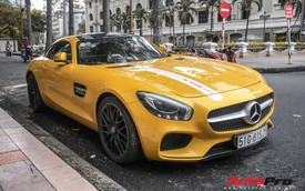 Nữ đại gia Sài Gòn đeo biển cho Mercedes-AMG GT S màu vàng đầu tiên tại Việt Nam