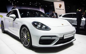 Doanh số Porsche vượt tổng các đối thủ chính cộng lại
