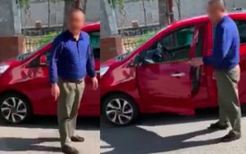 Nam tài xế GrabCar lên tiếng sau clip chửi bới, giơ tay đánh nữ khách hàng vì phải đợi 2 phút: "Tôi chỉ dùng tay gạt điện thoại"