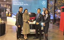 Vợ chồng ca sĩ Tuấn Hưng sắm Mercedes-Benz S450L Luxury hơn 5 tỷ đồng