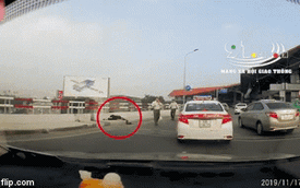 Clip: 2 người phụ nữ chạy xe tốc độ cao trên cao tốc Nhật Tân - Nội Bài, khung cảnh cuối khiến người ta hoảng sợ